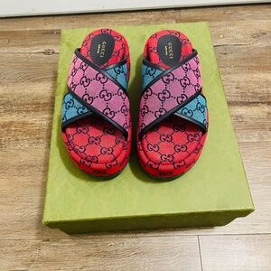 Gucci Platform sandals